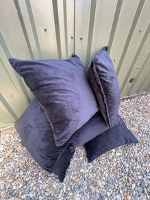 velvet cushions