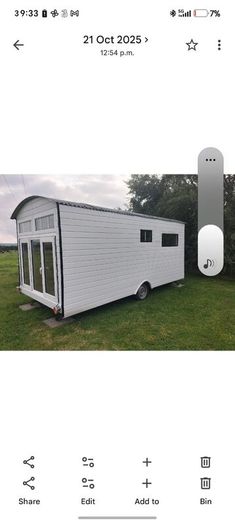 Mobile living space/trailer/camper
