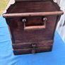 Singer sewing machine with case Image 10