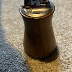 Vintage table top lighter