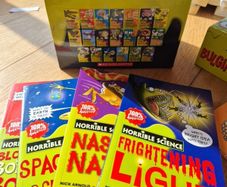 Gift Box - Horrible Science x 20 Books