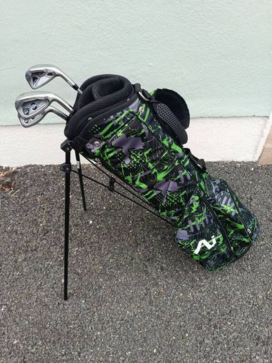 golf bag and clubs