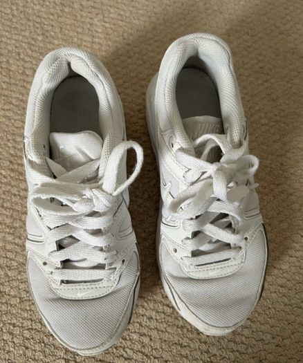 Nike Air Max Command White trainers UK 3 / EUR 35.5