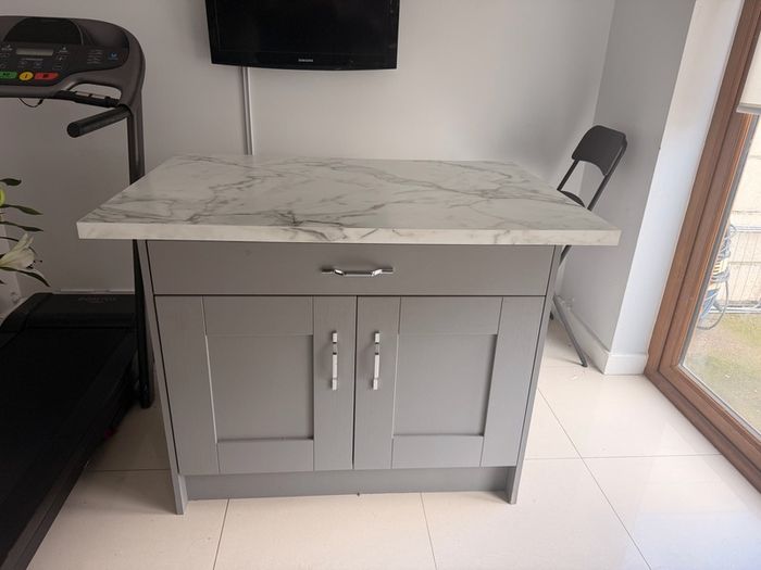 Kitchen Island