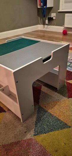 Lego Table