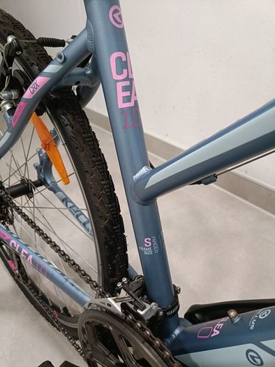 ladies bike Kelly's in mint condition.