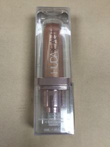 Huda Beauty Body And Face Shimmer Aphrodite Shade New In Box