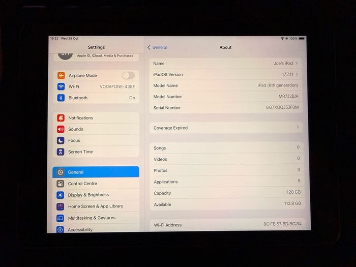 Mackie DL1608 & iPad 6th Gen 128gb + Case