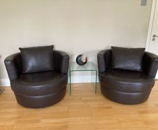 2 Natuzzi Ital brown leather bucket armchairs with removable cushions
