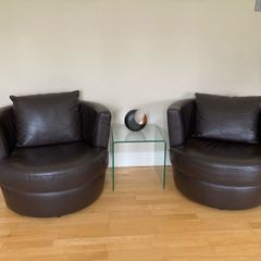 2 Natuzzi Ital brown leather bucket armchairs with removable cushions