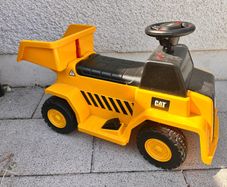 6v Cat Dump Truck Ride