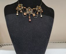 Vintage Style Bronze Tone Floral Necklace
