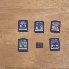 5 PSVita Games Bundle + 4gb  Memory Card