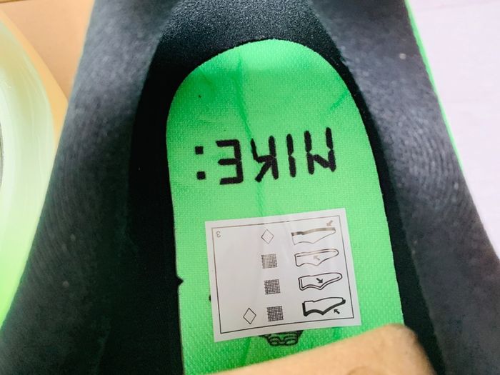 Nike Zoom Fly 5 Scream Green UK 11/US 12 Deadstock