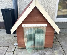 dog house