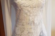 Size 8 White Lace Top