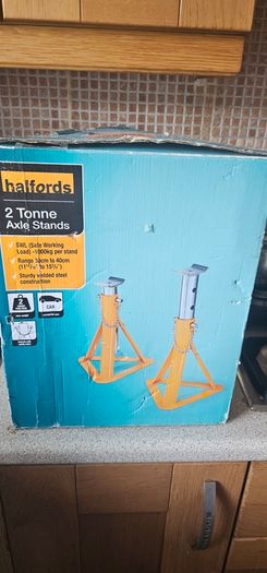 Axle stands