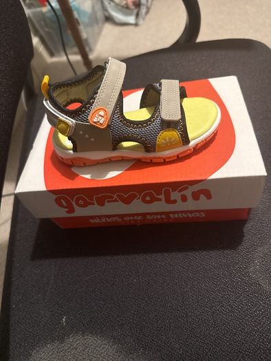 garvalin sandals