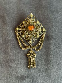 Vintage Gold Tone Filigree Tassel Brooch