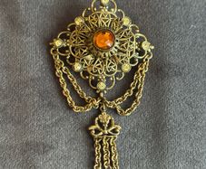 Vintage Gold Tone Filigree Tassel Brooch