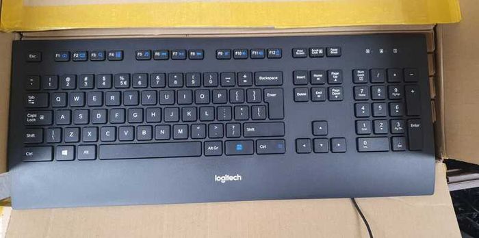 Logitech K280e Wired USB Keyboard - Full Size - Like New