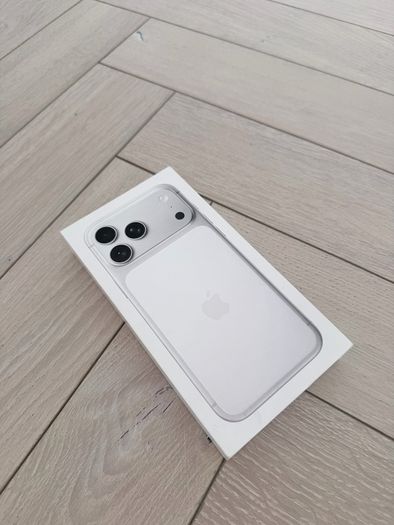 iPhone 17 Pro Max NEW