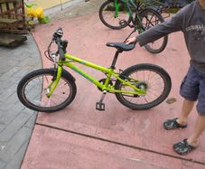 Kids bike