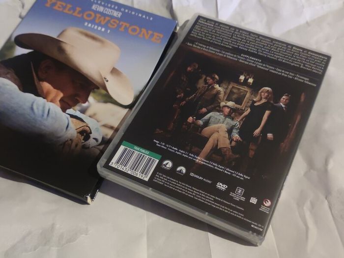 Yellowstone Season 1 Dvd Boxset