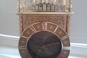 Rhythm Mantle Clock