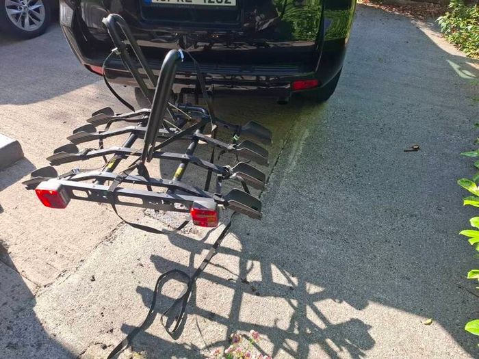 4 Bike rack hitch mounted