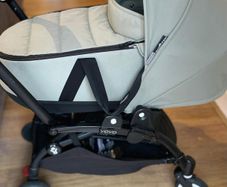 yoyo bassinet Olive colour
