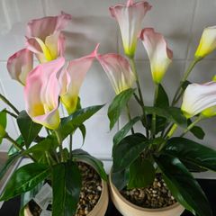 2 artificial calla lily