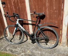 Giant Defy ALUXX Road Bike