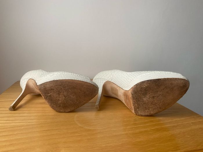 Christian DIOR Beige Python Embossed Nubuck Miss Dior Pumps Size 37 (4,5 UK)