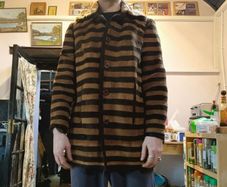 Vintage striped coat with furry collar size S