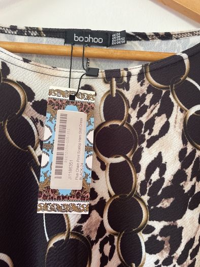 Boohoo Plus size Chain Print Scallop Hem Shift Dress - New