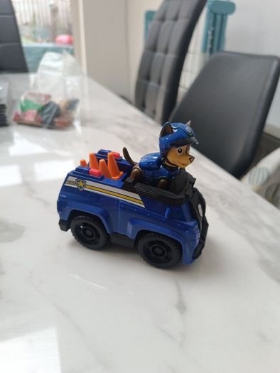PAW PATROL characters and cars