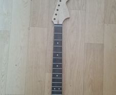 Strat neck