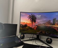 Samsung Odissey G7 32" Gaming Monitor for sale