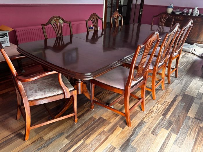 Beautiful Table and Chairs