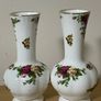 Royal Albert Old Country Roses vases Image 2