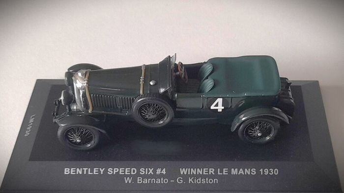 Diecast Model Le Mans Winning Bentley Le Mans 1930 1st - IXO 1:43