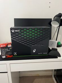 Xbox Series X + 2TB Hard Drive + Accessories