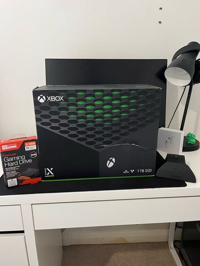 Xbox Series X + 2TB Hard Drive + Accessories