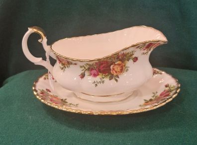 Old country roses Gravy boat and stand