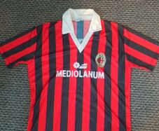 AC Milan retro football jersey and scarf
