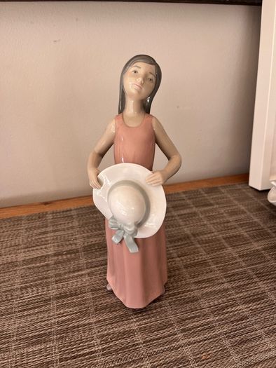 Lladro Figurine