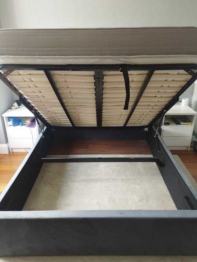 Ottoman Bed + Matress