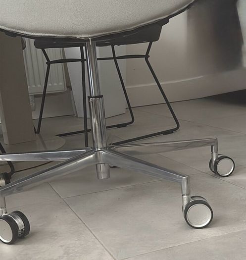Frezza Bia Executive Office Chair-DeepCleaned!