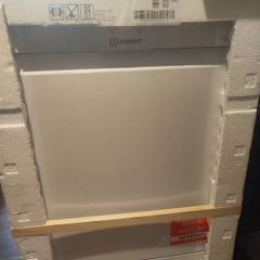 Indesit dishwasher new in packaging 230 euro